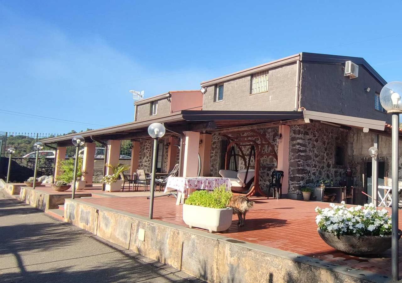 Peri Peri Etna Guest House Montargano Экстерьер фото