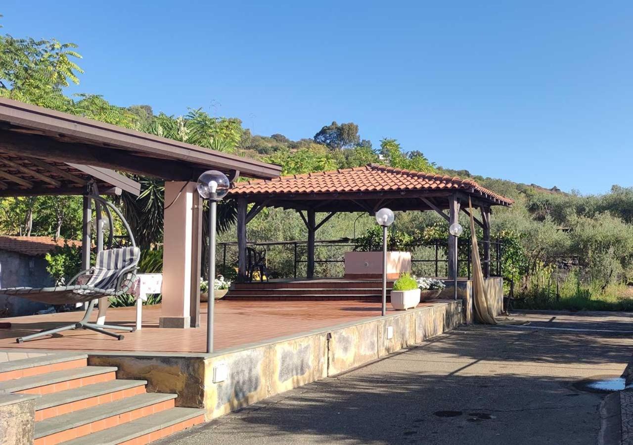 Peri Peri Etna Guest House Montargano Экстерьер фото