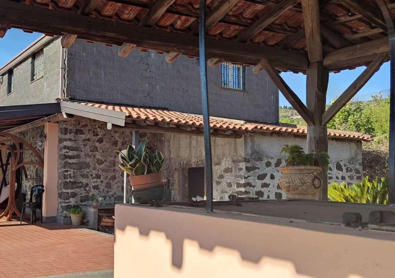 Peri Peri Etna Guest House Montargano Экстерьер фото